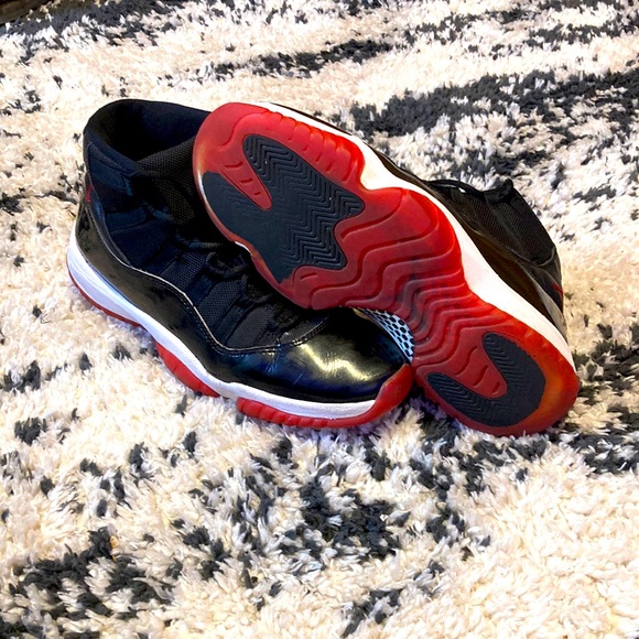 Jordan , size men 9 , Jordan 11 main image 5
